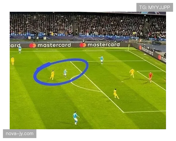 哈维如何通过高位逼抢撕开防线并主导巴萨中场节奏