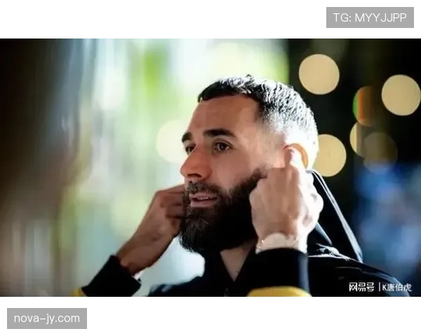 本泽马的职业生涯表现能否支撑其顶级中锋的历史定位