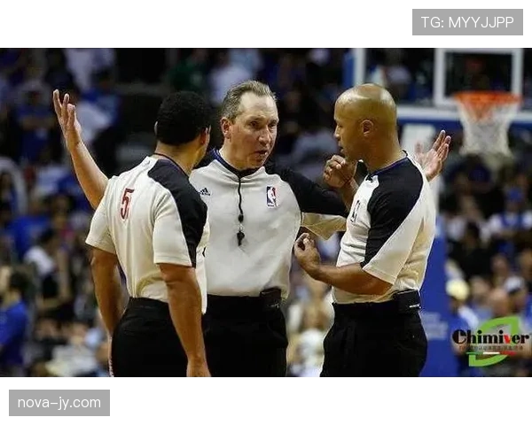 解析 FIBA 和 NBA 规则区别 帮助球迷理解联赛判罚